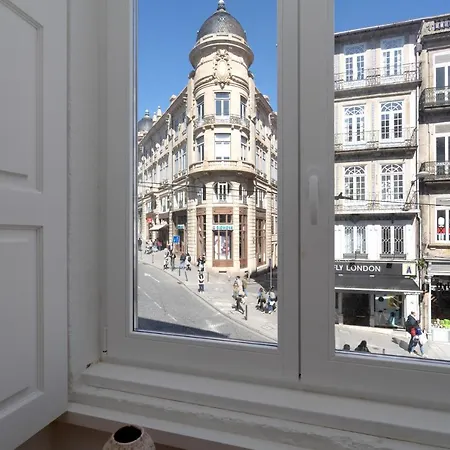 Lovely Shinny Flats With Balcony - Clerigos Porto