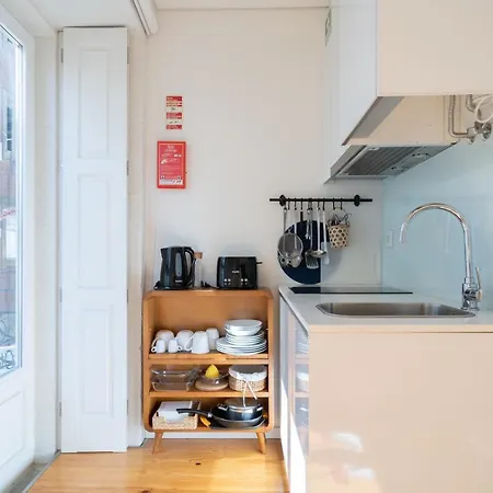 Lovely Shinny Flats With Balcony - Clerigos * Porto