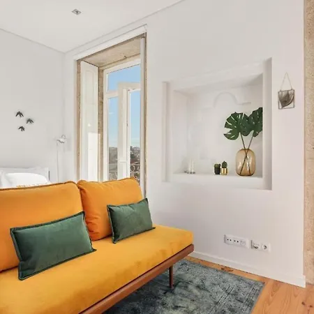 Lovely Shinny Flats With Balcony - Clerigos Apartment *