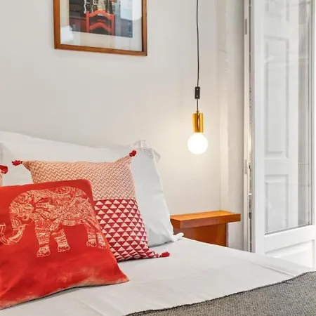 Apartment Lovely Shinny Flats With Balcony - Clerigos Porto