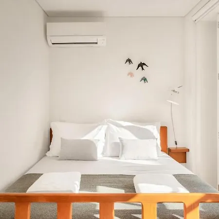 Lovely Shinny Flats With Balcony - Clerigos *