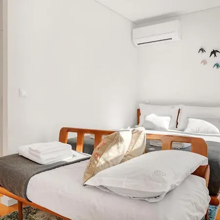 Lovely Shinny Flats With Balcony - Clerigos * Porto