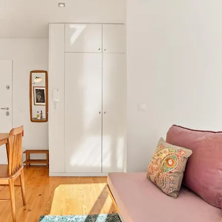 Lovely Shinny Flats With Balcony - Clerigos *
