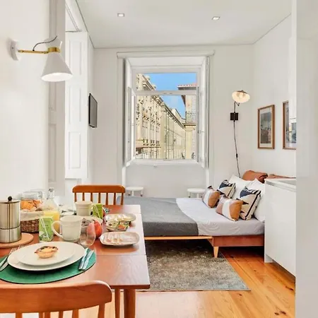 Lovely Shinny Flats With Balcony - Clerigos Apartment *