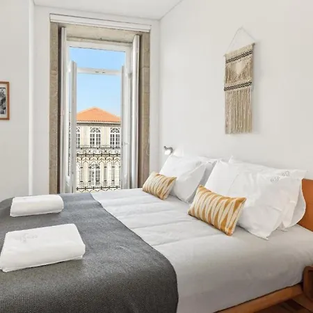 Lovely Shinny Flats With Balcony - Clerigos * Porto