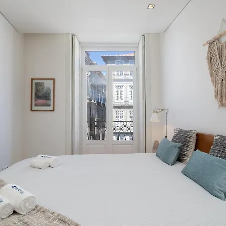 Apartment Lovely Shinny Flats With Balcony - Clerigos Porto