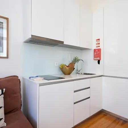 Lovely Shinny Flats With Balcony - Clerigos Apartment *