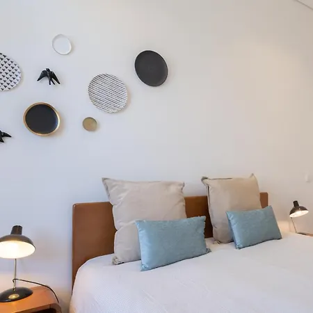 Lovely Shinny Flats With Balcony - Clerigos *